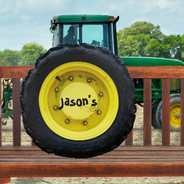 gele gepersonaliseerde naam tractor wielband rond kussen