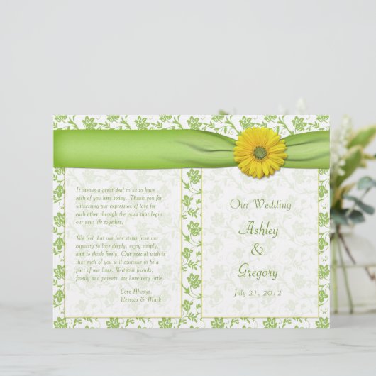 Gele Gerbera Daisy Green Floral Wedding Programme (Staand voorkant)