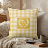 Gele Gingham Monogram Crest Kussen