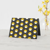 gele glimlach op het gezicht van een medisch maske kaart (Gele Bloem)