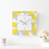 Gele grijze Acrylkleurige Abstracte penseelstreken Vierkante Klok (Huis)