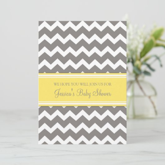 Gele grijze Chevron Custom Baby Shower Invitaties Kaart (Staand voorkant)