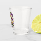 Gele, groene paarse fleur de lis veren shot glas (Rechts)
