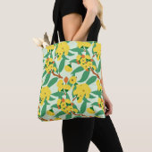 Gele Gum Tree Flowers Tote Bag (Dichtbij)