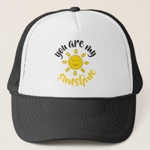 Gele hand Drawn Sun Hallo Sunshine Afbeelding Trucker Pet