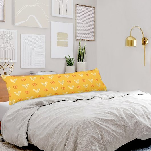 Gele Hartjes Patroon Body Kussen