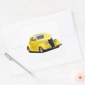 gele hete auto vierkante sticker (Envelop)