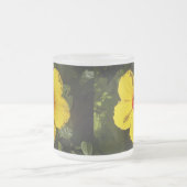 Gele Hibiscus Flower Matglas Koffiemok (Center)