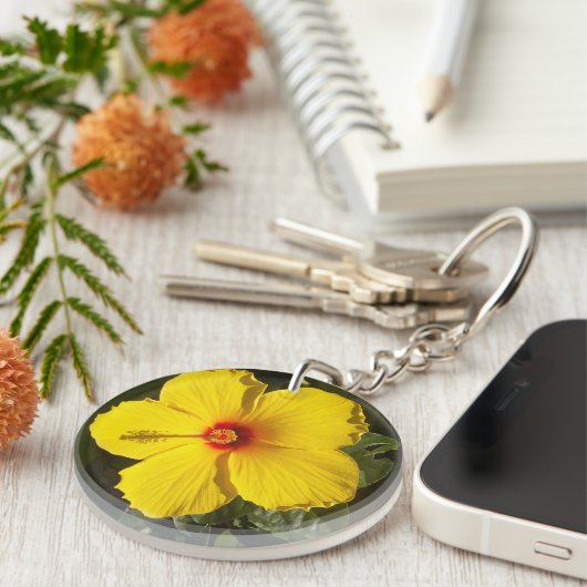 Gele Hibiscus Flower Sleutelhanger (Voorkant Rechts)