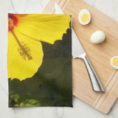 Gele Hibiscus Flower Theedoek (Quarter Fold)