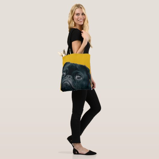gele hond tote bag (Op model)