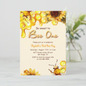 Gele Honingraat Eerste Bijendag 1e Honing Verjaard Kaart (Staand voorkant)