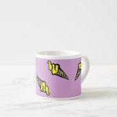 Gele ijs op paars espresso kop (Voorkant rechts)