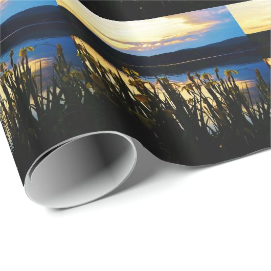 Gele Iris aan de kust van het Arrowidenmeer Cadeaupapier (Rol Hoek)