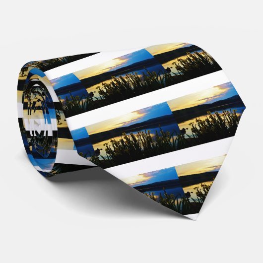 Gele Iris aan de kust van het Arrowidenmeer Stropdas (Opgerold)