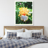 Gele Iris Bloem Tuin Canvasprint Canvas Afdruk (Insitu (Slaapkamer))