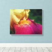 Gele Iris bloemblaadjes kunst Canvas Afdruk (Insitu (Houten vloer))