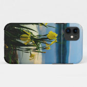 Gele Iris op Lake Shore Case-Mate iPhone Case (Achterkant (horizontaal))