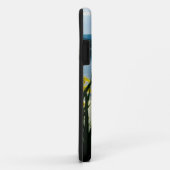 Gele Iris op Lake Shore Case-Mate iPhone Case (Achterkant/rechts)