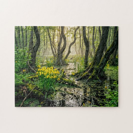 Gele irissen in moeras met kraanvogel legpuzzel (Horizontaal)