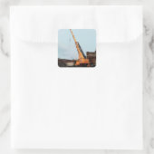 Gele kraan vierkante sticker (Tas)