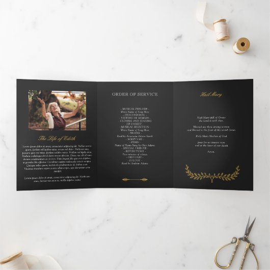 Gele krans foto begrafenis drieluik programma (Binnen)