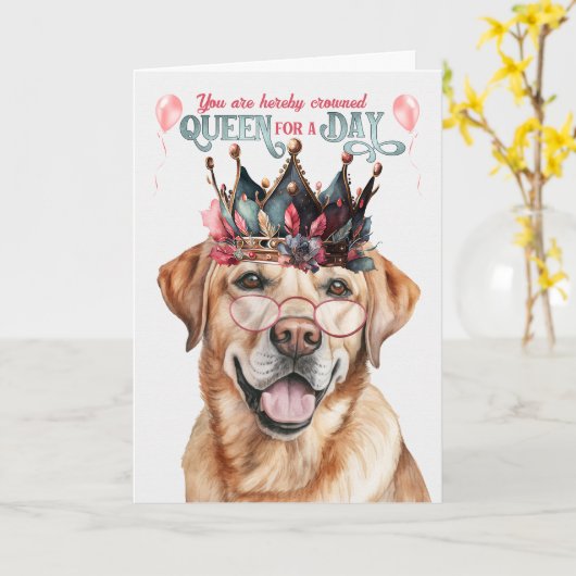Gele Labrador Hond Koningin voor een Dag Grappige  Kaart (Gele Bloem)