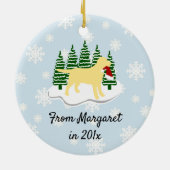 Gele labrador KerstEvergreen Snowflakes Keramisch Ornament (Achterkant)
