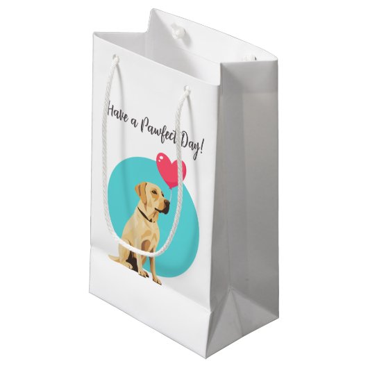 Gele Labrador met hart ballon geschenkzak Klein Cadeauzakje (Voorkant Gekanteld)