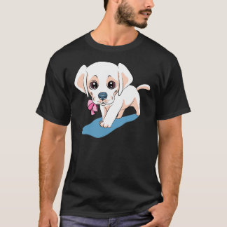gele labrador puppy en madeliefje t-shirt