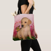 Gele Labrador Puppy Vlinder Bloemen Hondenkunst Tote Bag (Dichtbij)