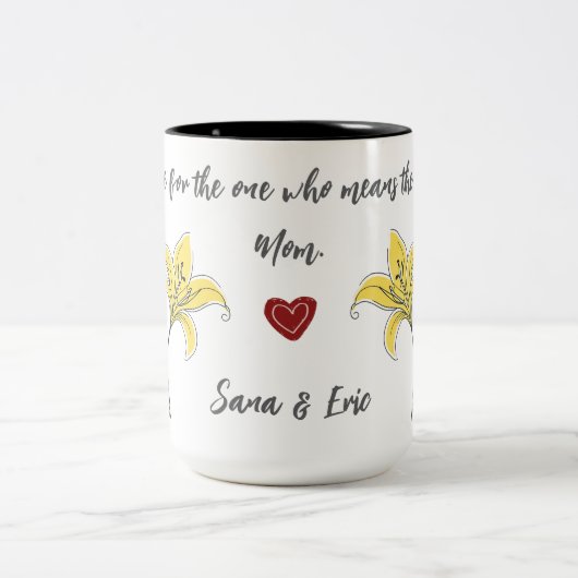 Gele lelie Moederdag Mok (Center)