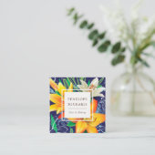  gele lelies op blauw vierkante visitekaartje (Staand voorkant)