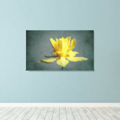 Gele lente Narcissus Canvas Print (Insitu (Houten vloer))