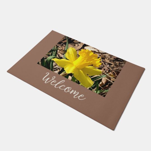 Gele lentedafodil in de tuin welkom deurmat (Schuin)