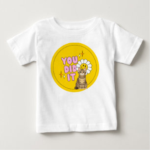 gele leuke retro en kat ontwerpen t-shirt