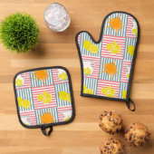 Gele lichtroze stroken ovenwant & pannenlap set (Top down)