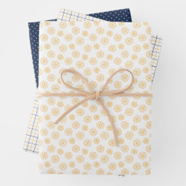 Gele madeliefjes met marineblauwe cadeaupapiervell inpakpapier vel