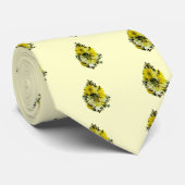 Gele mazen en witte mums stropdas (Opgerold)