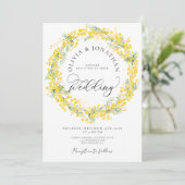 Gele Mimosa Alles in 1 Budget QR Code Huwelijk Kaart (Staand voorkant)