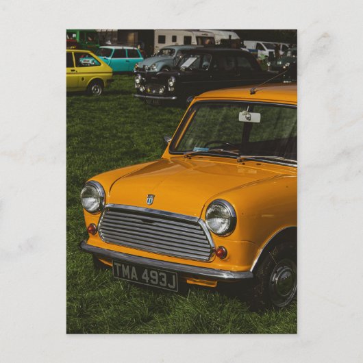 Gele mini cooper classic auto briefkaart (Voorkant)