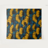 Gele naalden op donkerblauw wandkleed (Voorkant (horizontaal))