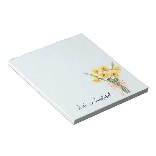 Gele narcis bloemen perzik lint notitieblok (Schuin)