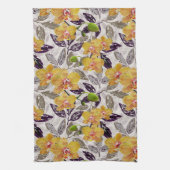 Gele oranje orchideeën. theedoek (Verticaal)