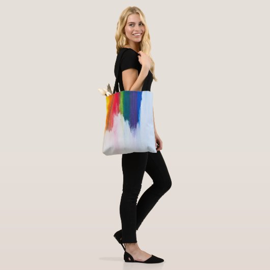 Gele, oranje, rode, groene en blauwe abstracte pij tote bag (Op model)