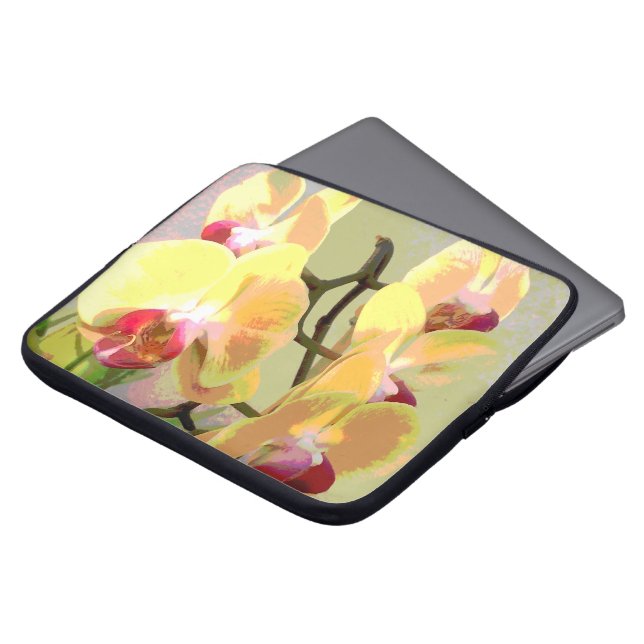 Gele orchideeën in de namiddagzon laptop sleeve (Voorkant top)