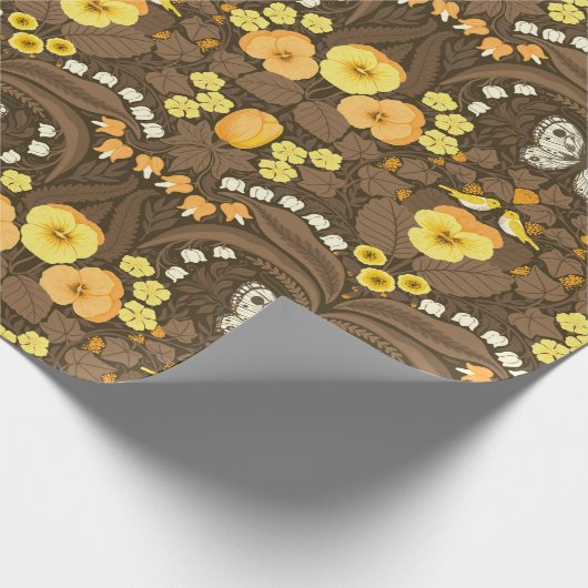 Gele pansies, vogels en vlinders cadeaupapier (Hoek)