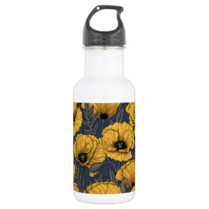 Gele papaver op zee waterfles 