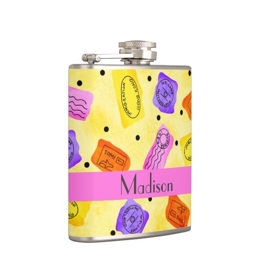 Gele Paspoortzegels Naam Gepersonaliseerd Heupfles (Rechts)