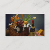 Gele picknickmand met wijn, kaas, brood en visitekaartje (Achterkant)